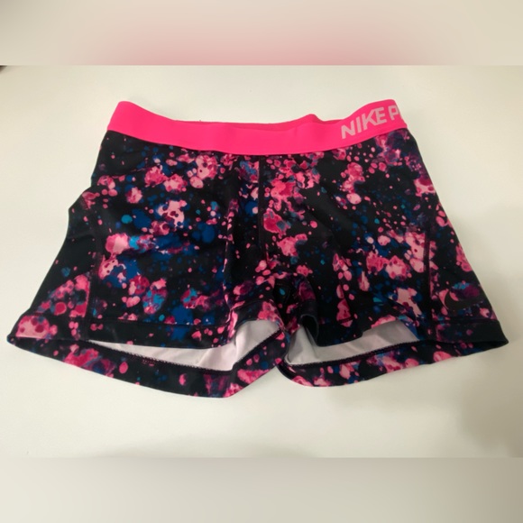 Nike Pro dri-fit pink and black galaxy shorts - Picture 1 of 3